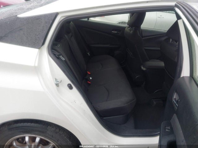 JTDKARFU9K3078119 Toyota Prius Le