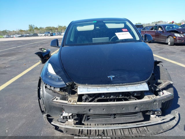 7SAYGDEFXNF406401 Tesla Model Y Performance Dual Motor All-wheel Drive