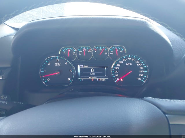 1GNSCAECXJR348126 Chevrolet Tahoe Ls