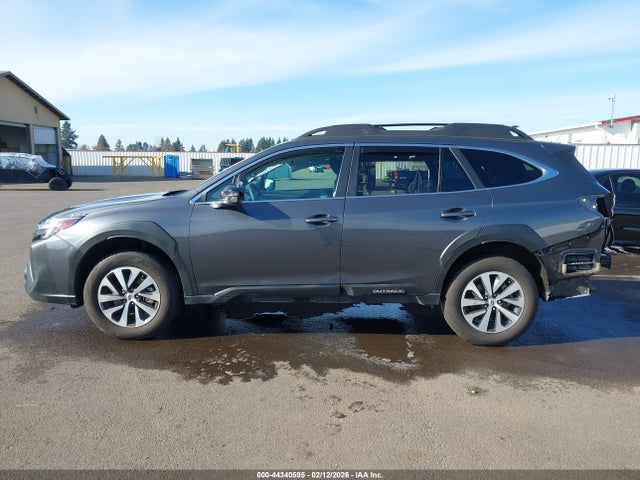 4S4BTACC4S3104077 Subaru Outback Premium