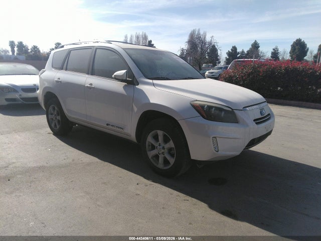 2014 TOYOTA RAV4 EV 2T3YL4DV3EW002710