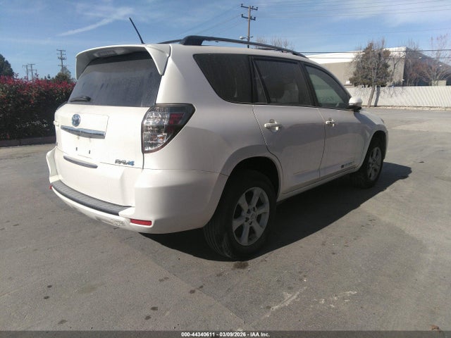 2014 TOYOTA RAV4 EV 2T3YL4DV3EW002710 Photo 3