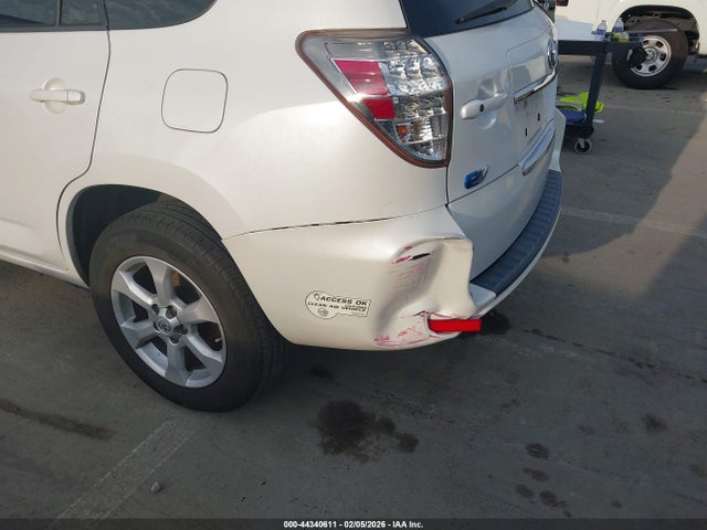 2014 TOYOTA RAV4 EV 2T3YL4DV3EW002710 Photo 5
