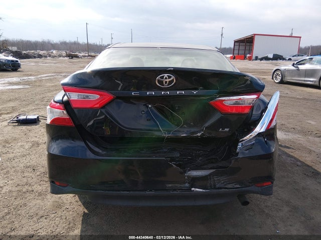 2018 Toyota Camry Le მანქანა იყიდება აუქციონზე, vin: JTNB11HK2J3067406, აუქციონის ნომერი: 44340640