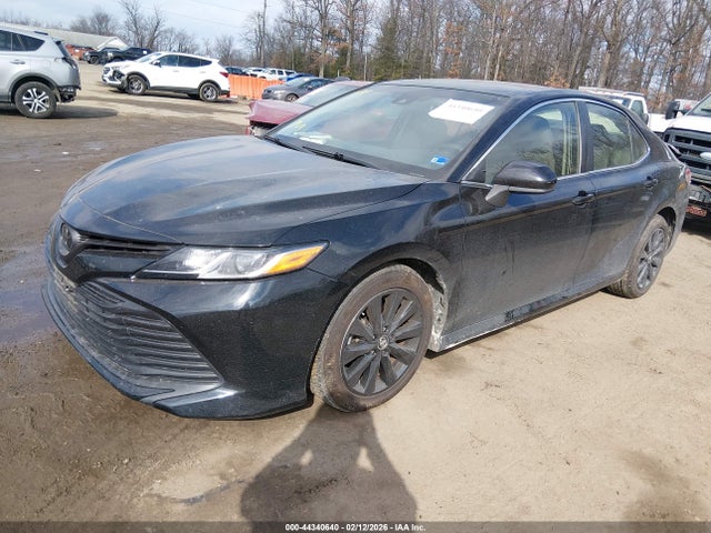 2018 Toyota Camry Le მანქანა იყიდება აუქციონზე, vin: JTNB11HK2J3067406, აუქციონის ნომერი: 44340640
