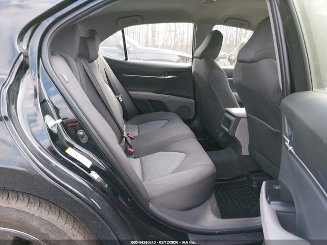 2018 Toyota Camry Le მანქანა იყიდება აუქციონზე, vin: JTNB11HK2J3067406, აუქციონის ნომერი: 44340640