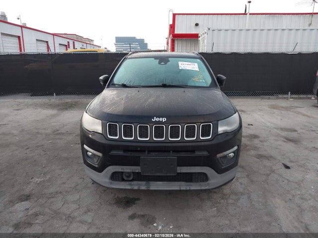 Jeep Compass Latitude Fwd 2018 3C4NJCBB9JT266477 Image 12