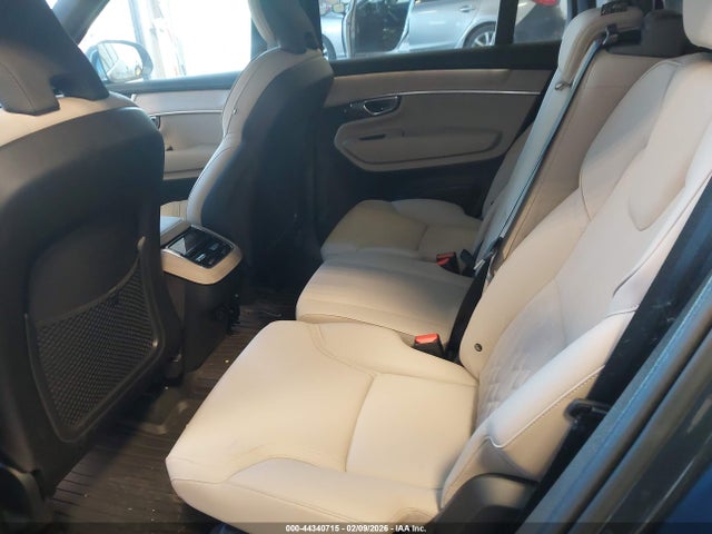 YV4M12PJ5T1435438 Volvo Xc90 Core
