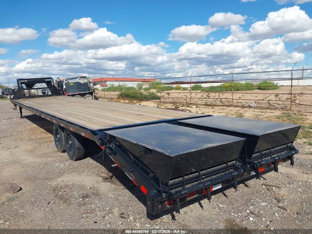 5WWGF4028T6043212 Delco Flatbed