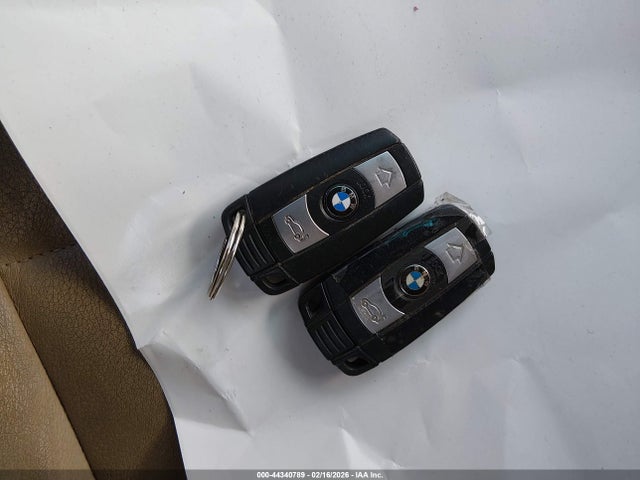 2006 Bmw 325xi მანქანა იყიდება აუქციონზე, vin: WBAVD13516KV12061, აუქციონის ნომერი: 44340789