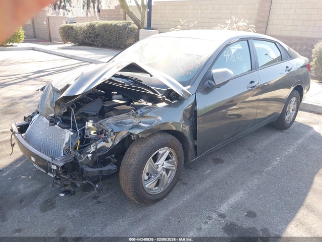 KMHLL4DG8TU115716 Hyundai ELANTRA SE