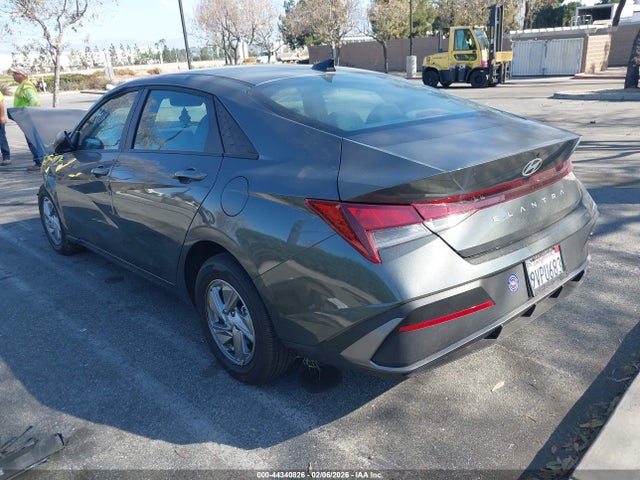 KMHLL4DG8TU115716 Hyundai ELANTRA SE