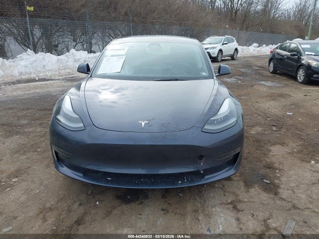 Продаж на аукціоні авто 2023 Tesla Model 3 Rear-wheel Drive, vin: 5YJ3E1EA8PF555621, номер лоту: 44340832