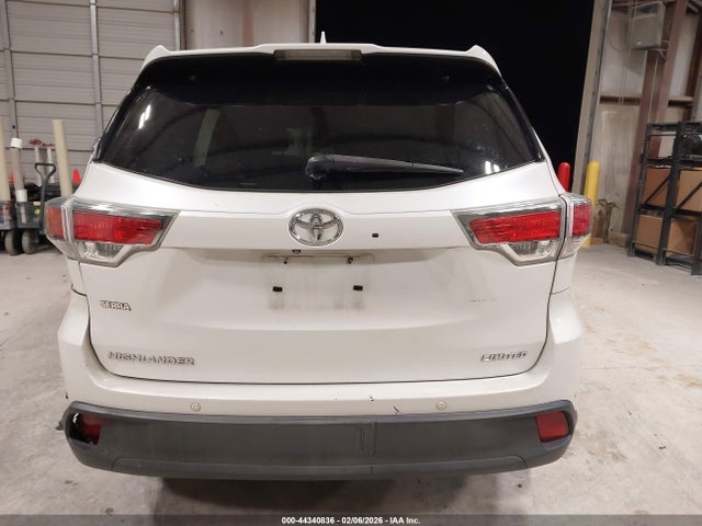 Toyota Highlander Limited V6 2014 5TDYKRFH2ES033035 Image 16