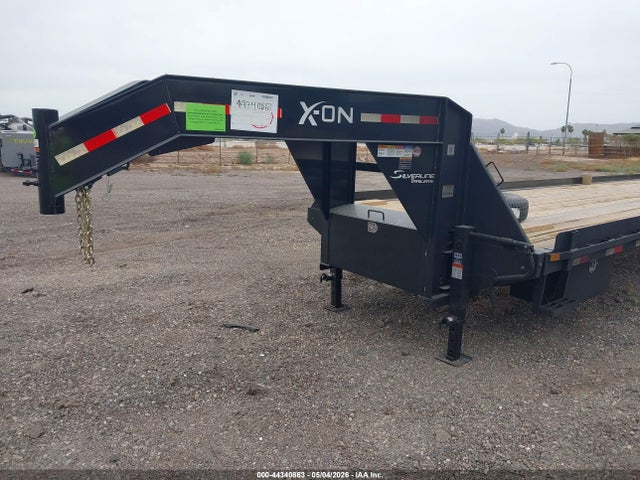 5WWGF4028T6043209 Delco Flatbed
