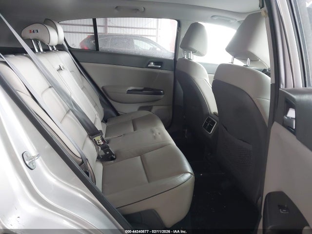 KNDPN3AC8H7228163 KIA Sportage Ex