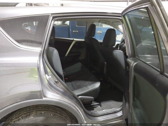 Toyota RAV4 LE 2016 2T3BFREVXGW503377 Image 8