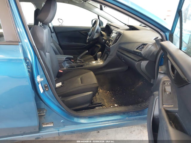 4S3GKAA69J3611484 Subaru Impreza 2.0i