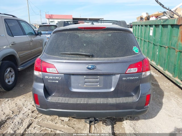 4S4BRCLC3E3227562 Subaru Outback 2.5i Limited