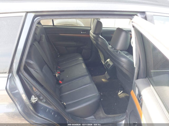 4S4BRCLC3E3227562 Subaru Outback 2.5i Limited