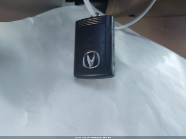 2013 Acura Ilx 2.0l მანქანა იყიდება აუქციონზე, vin: 19VDE1F55DE017426, აუქციონის ნომერი: 44340929
