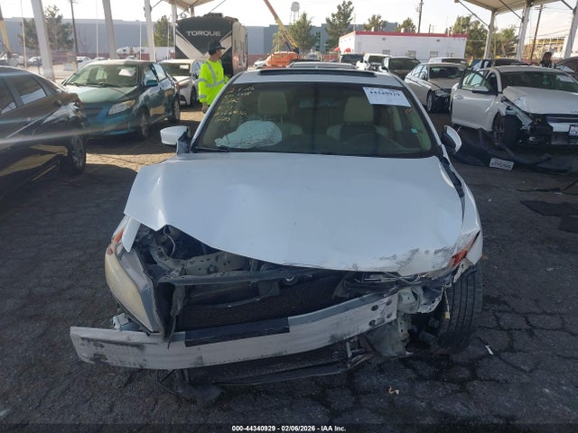 2013 Acura Ilx 2.0l მანქანა იყიდება აუქციონზე, vin: 19VDE1F55DE017426, აუქციონის ნომერი: 44340929
