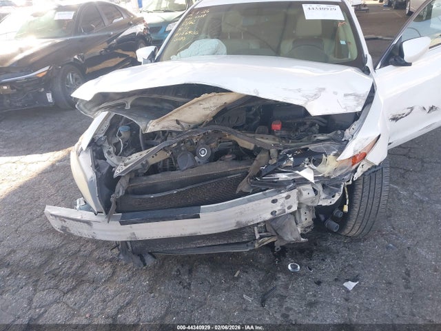 2013 Acura Ilx 2.0l მანქანა იყიდება აუქციონზე, vin: 19VDE1F55DE017426, აუქციონის ნომერი: 44340929