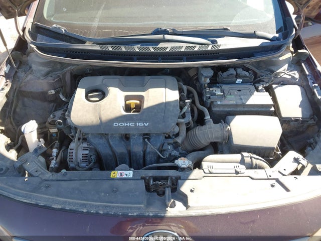 KIA FORTE LX 2017 3KPFK4A76HE081404 Image 10