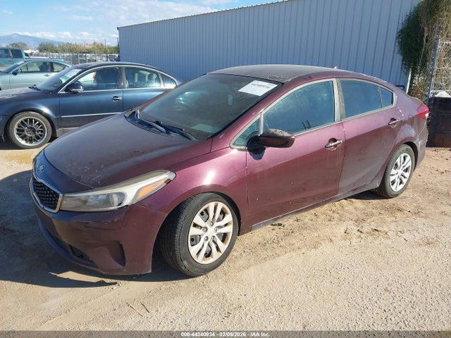 KIA FORTE LX 2017 3KPFK4A76HE081404 Image 2