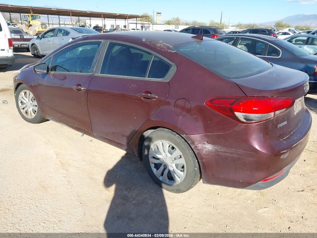 KIA FORTE LX 2017 3KPFK4A76HE081404 Image 3