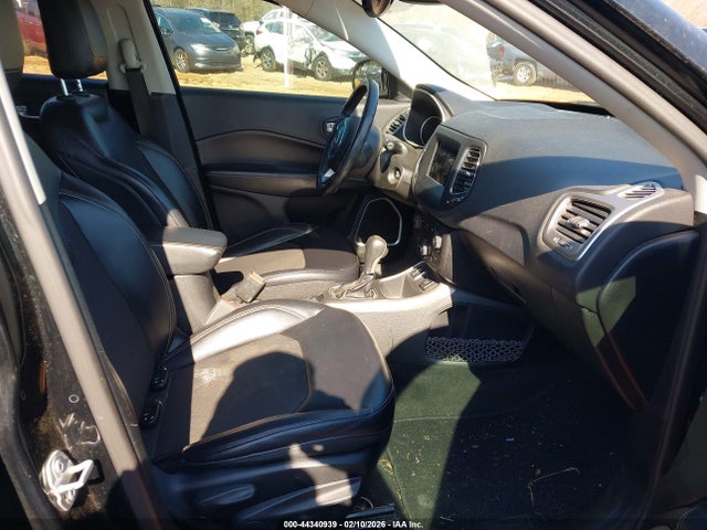 Продажа на аукционе авто 2017 Jeep New Compass Latitude Fwd, vin: 3C4NJCBB2HT632533, номер лота: 44340939