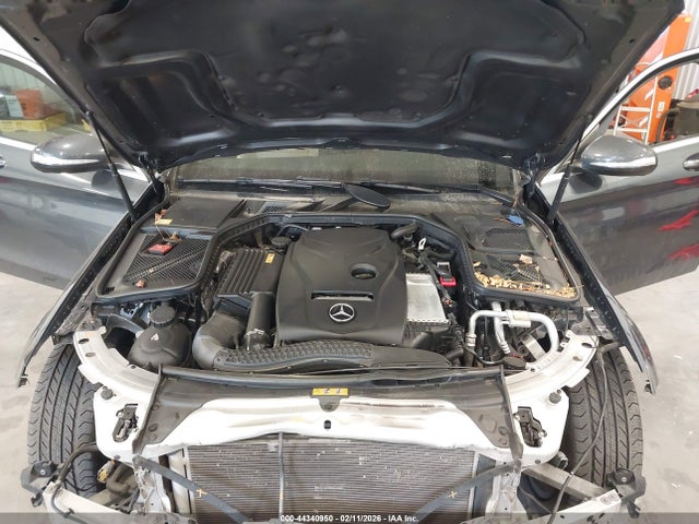 Aukcja sprzedaży 2015 Mercedes-benz C 300 Sport 4matic, vin: 55SWF4KB0FU019705, numer aukcji: 44340950
