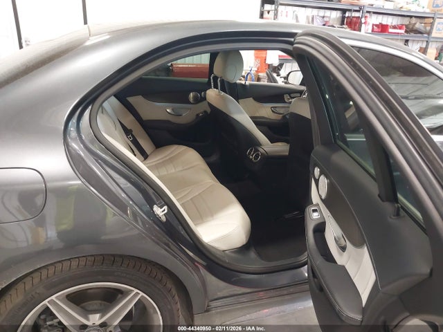 Aukcja sprzedaży 2015 Mercedes-benz C 300 Sport 4matic, vin: 55SWF4KB0FU019705, numer aukcji: 44340950