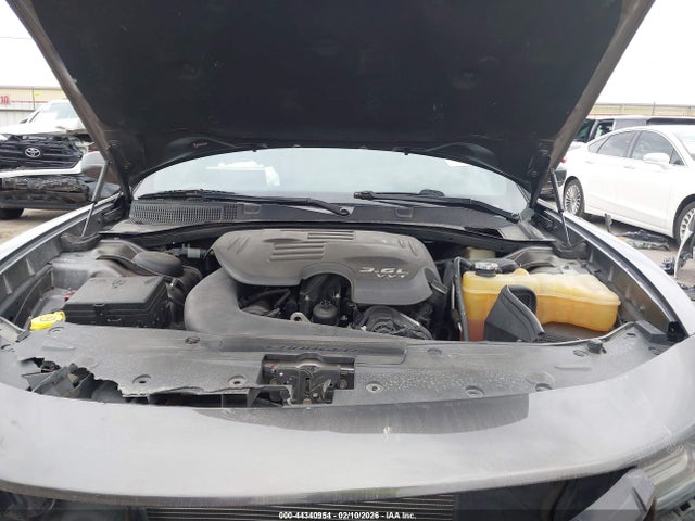 Продаж на аукціоні авто 2015 Dodge Charger Sxt, vin: 2C3CDXHG0FH841174, номер лоту: 44340954