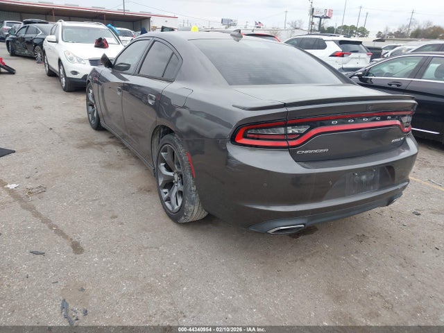 Продаж на аукціоні авто 2015 Dodge Charger Sxt, vin: 2C3CDXHG0FH841174, номер лоту: 44340954