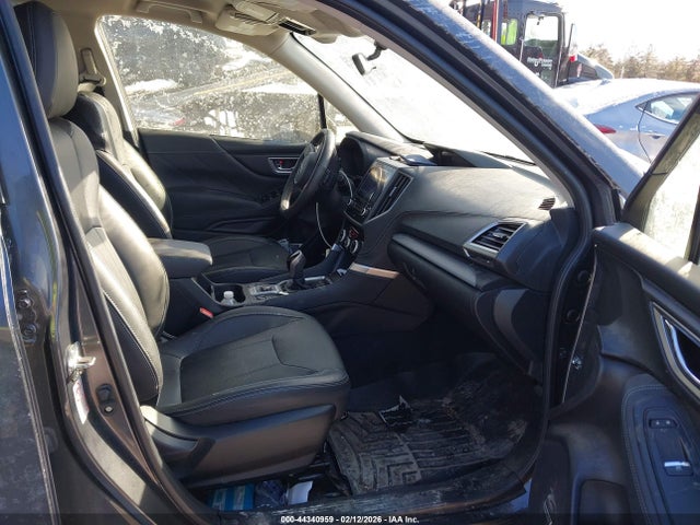 JF2SKAUCXLH526513 Subaru Forester Limited