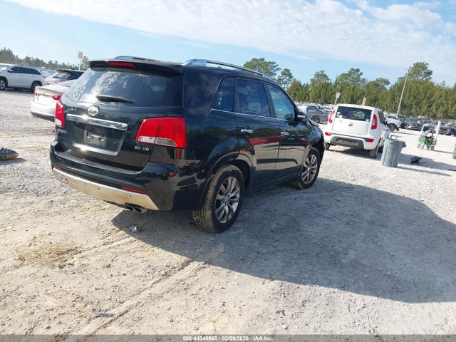 2011 KIA SORENTO 5XYKW4A23BG094306 Photo 3