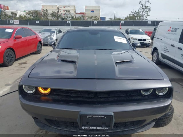 Dodge Challenger Sxt 2017 2C3CDZAG3HH600038 Image 12