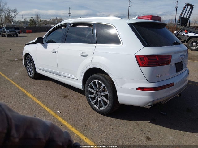 WA1LAAF78JD039346 Audi Q7 3.0t Premium