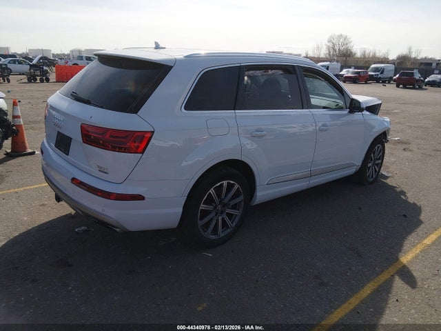 WA1LAAF78JD039346 Audi Q7 3.0t Premium