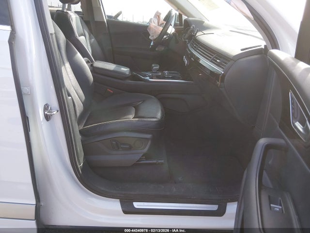 WA1LAAF78JD039346 Audi Q7 3.0t Premium