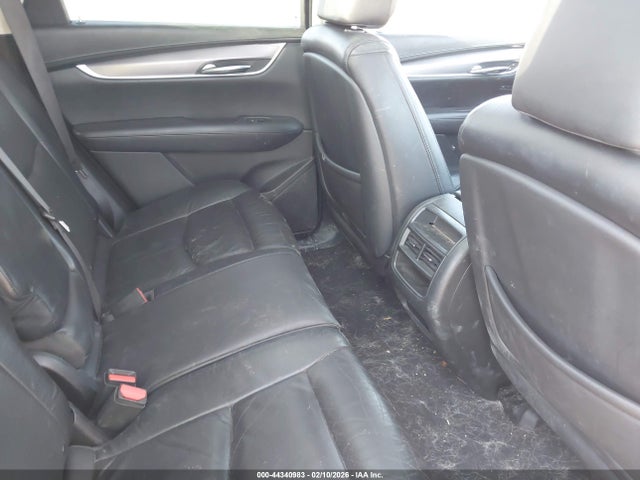 2017 CADILLAC XT5 1GYKNBRS7HZ152207 Photo 7