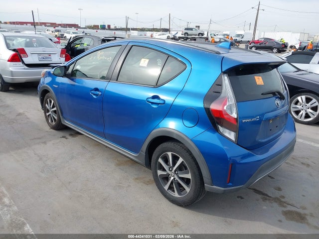 JTDKDTB37J1606235 Toyota Prius C One