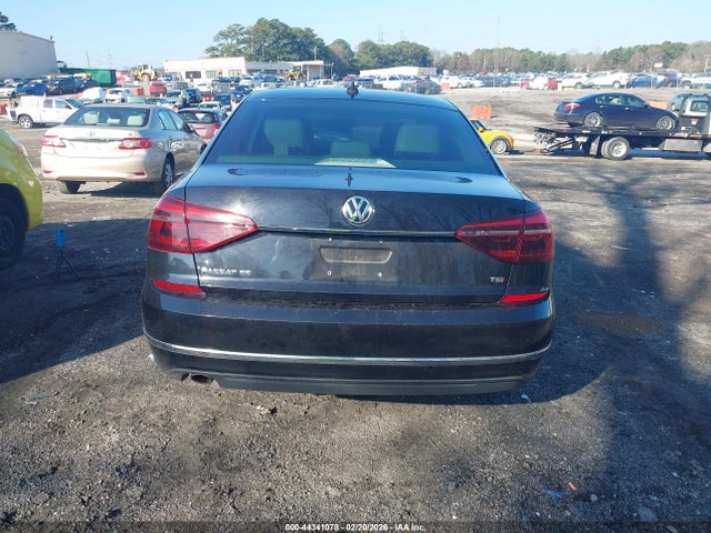 Продажа на аукционе авто 2017 Volkswagen Passat 1.8t Se, vin: 1VWBT7A38HC063078, номер лота: 44341078
