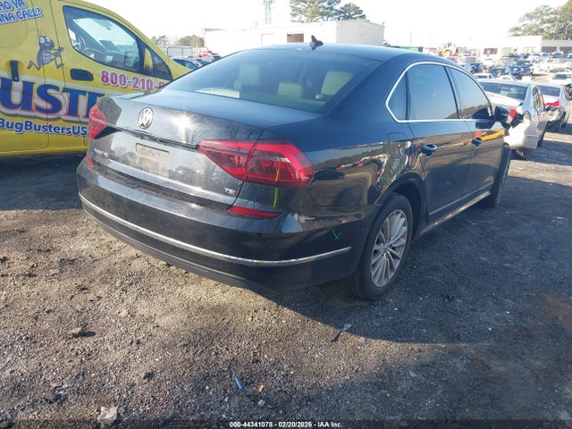 Продажа на аукционе авто 2017 Volkswagen Passat 1.8t Se, vin: 1VWBT7A38HC063078, номер лота: 44341078