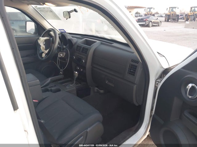 44341109 :رقم المزاد ، 1D4PT4GK2BW528825 vin ، 2011 Dodge Nitro Heat مزاد بيع