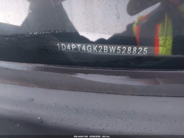 44341109 :رقم المزاد ، 1D4PT4GK2BW528825 vin ، 2011 Dodge Nitro Heat مزاد بيع