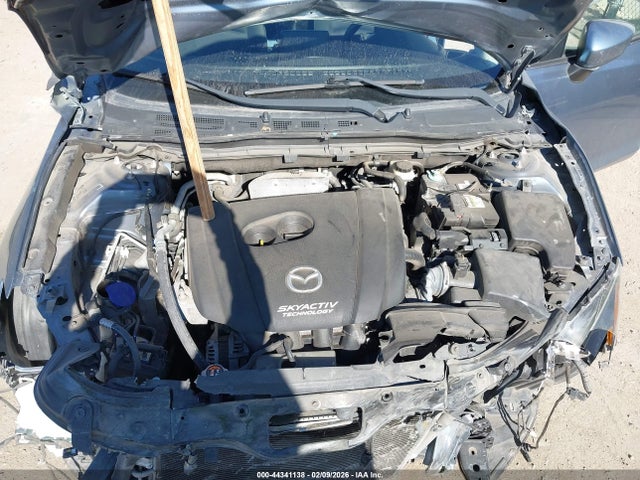 2015 Mazda Mazda3 I Sport მანქანა იყიდება აუქციონზე, vin: 3MZBM1U78FM180597, აუქციონის ნომერი: 44341138
