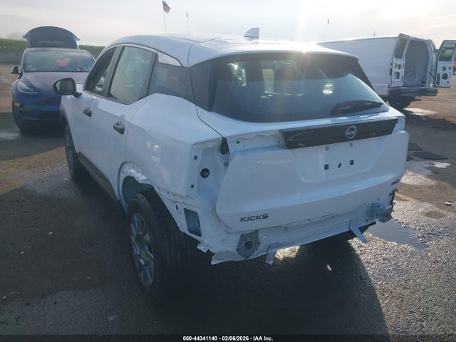 3N8AP6BB9SL389653 Nissan Kicks S Intelligent Awd