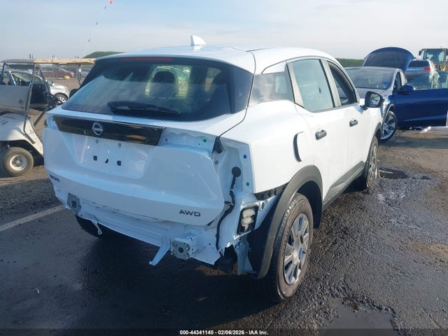 3N8AP6BB9SL389653 Nissan Kicks S Intelligent Awd